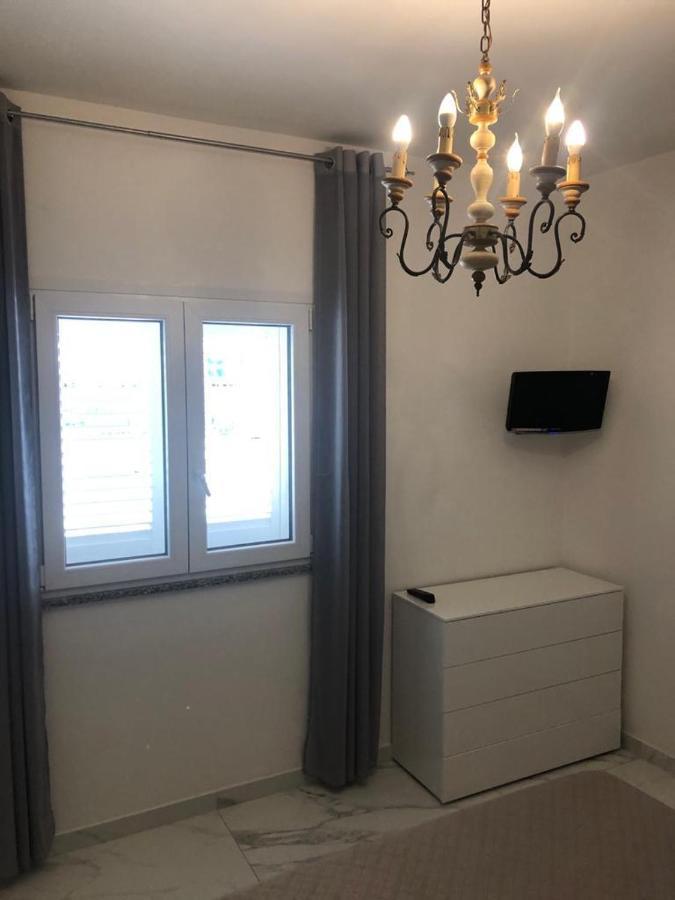 13 Minuti Dal Centro Bed & Breakfast เรจโจ ดี คาลาเบีย ภายนอก รูปภาพ